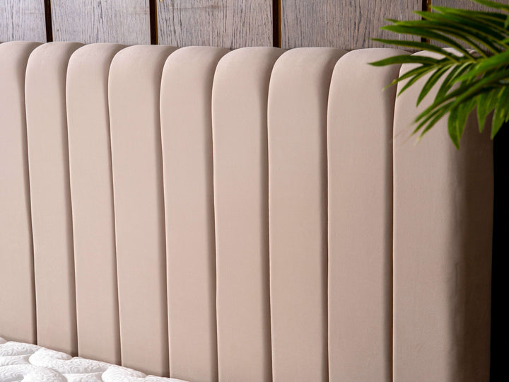 Eliza Boxspringbett 180x200 cm Beige mit praktischem Bettkasten – Luxus & Stauraum 82 