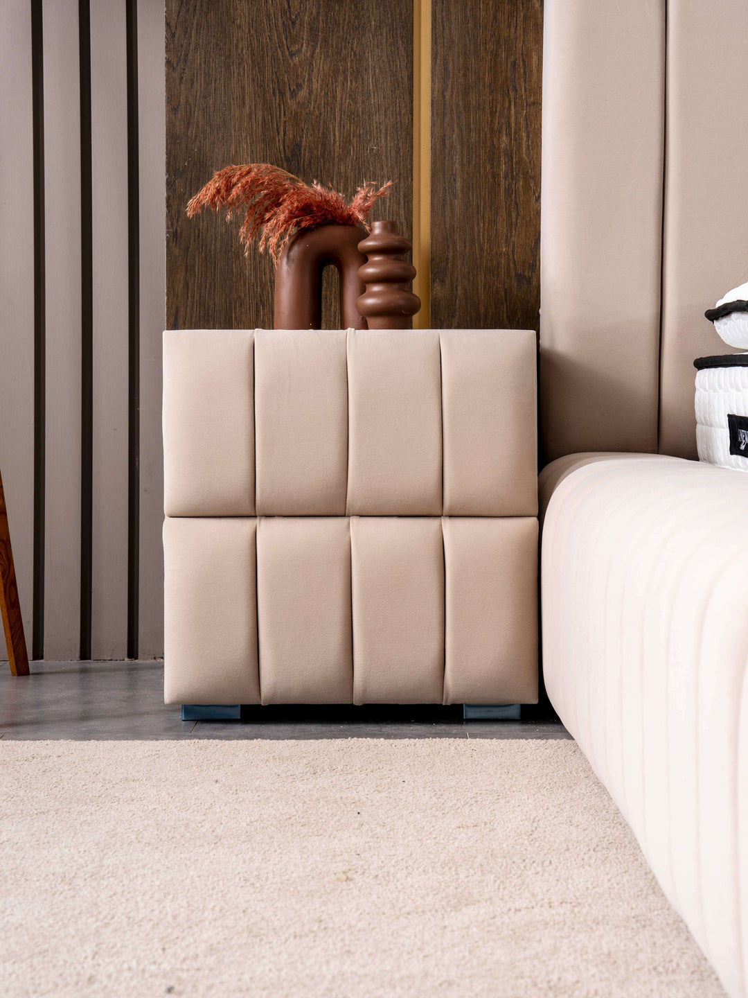 Eliza Boxspringbett 180x200 cm Beige mit praktischem Bettkasten – Luxus & Stauraum 82 