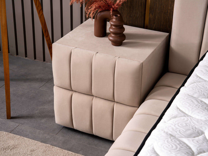 Eliza Boxspringbett 180x200 cm Beige mit praktischem Bettkasten – Luxus & Stauraum 82 