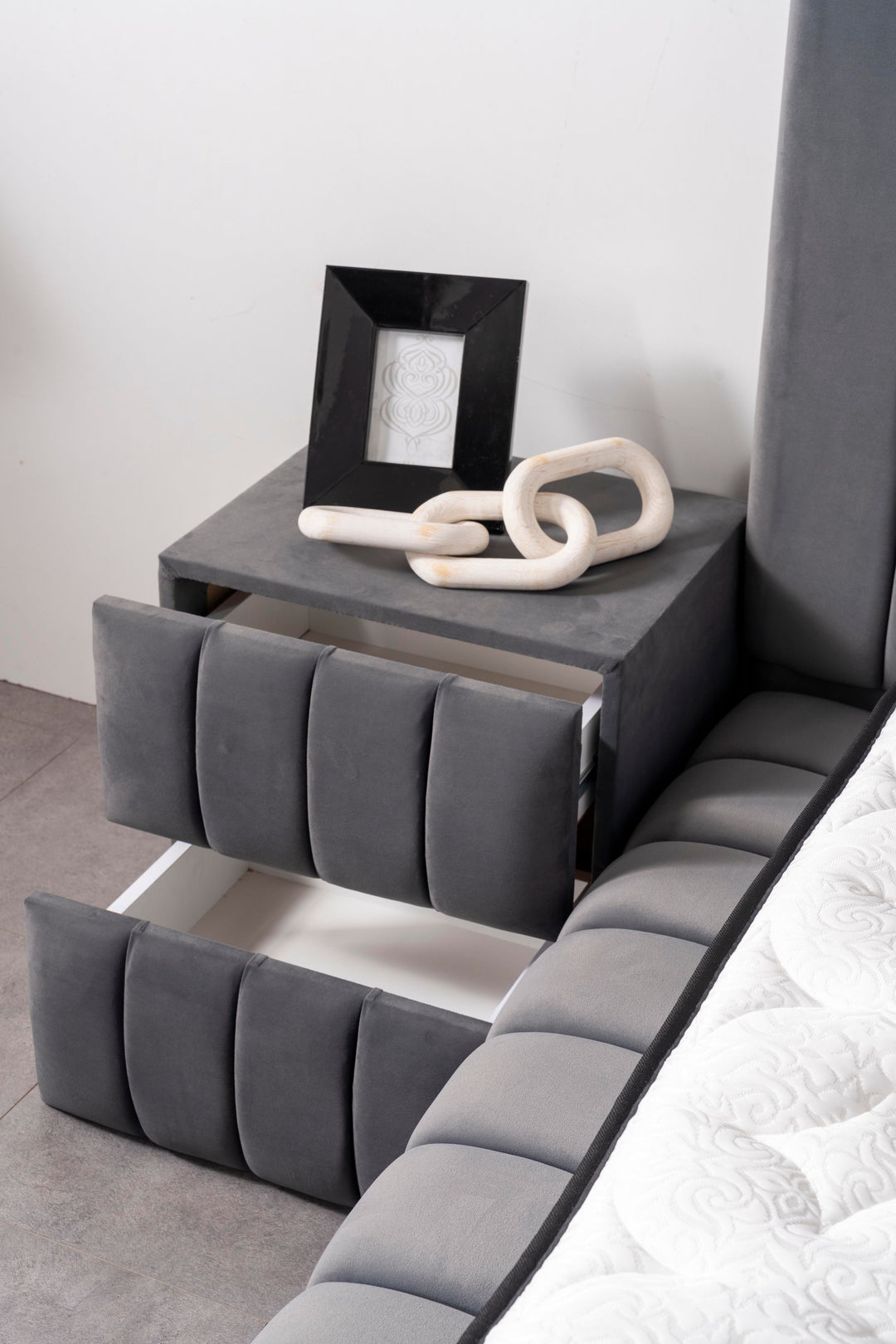 Eliza Komfort Boxspringbett 180x200 Grau mit Bettkasten – Luxus für Ihr Schlafzimmer