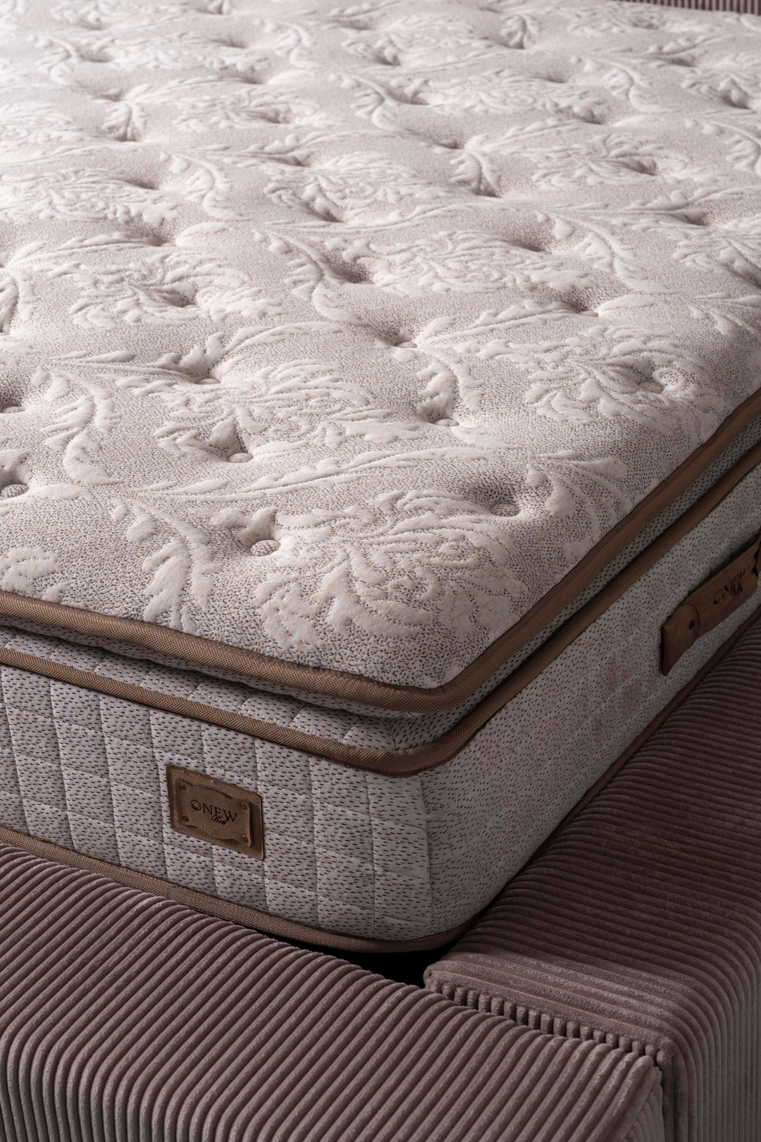 Loft Boxspringbett 180 x 200 cm – Eleganz, Komfort & Stauraum in Beige